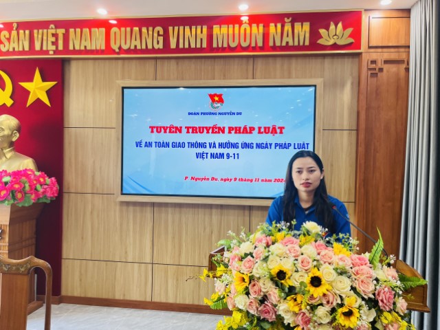 ĐOÀN THANH NIÊN - SINH HOẠT CHỦ ĐIỂM THÁNG 11 VÀ HƯỞNG ỨNG NGÀY PHÁP LUẬT VIỆT NAM